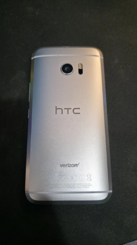 HTC 10 32Gb Silver Verizon Smart Phone | Used, in Great Condition - Image 2 of 4