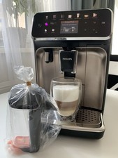 Philips Kaffeevollautomat 5400 Series, Schwarz EP5447/90 Chrome/Gut Zustand 