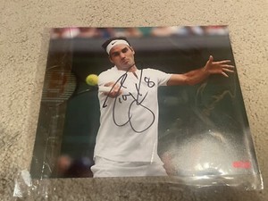 Roger Federer Autograph 8.5x11 with COA