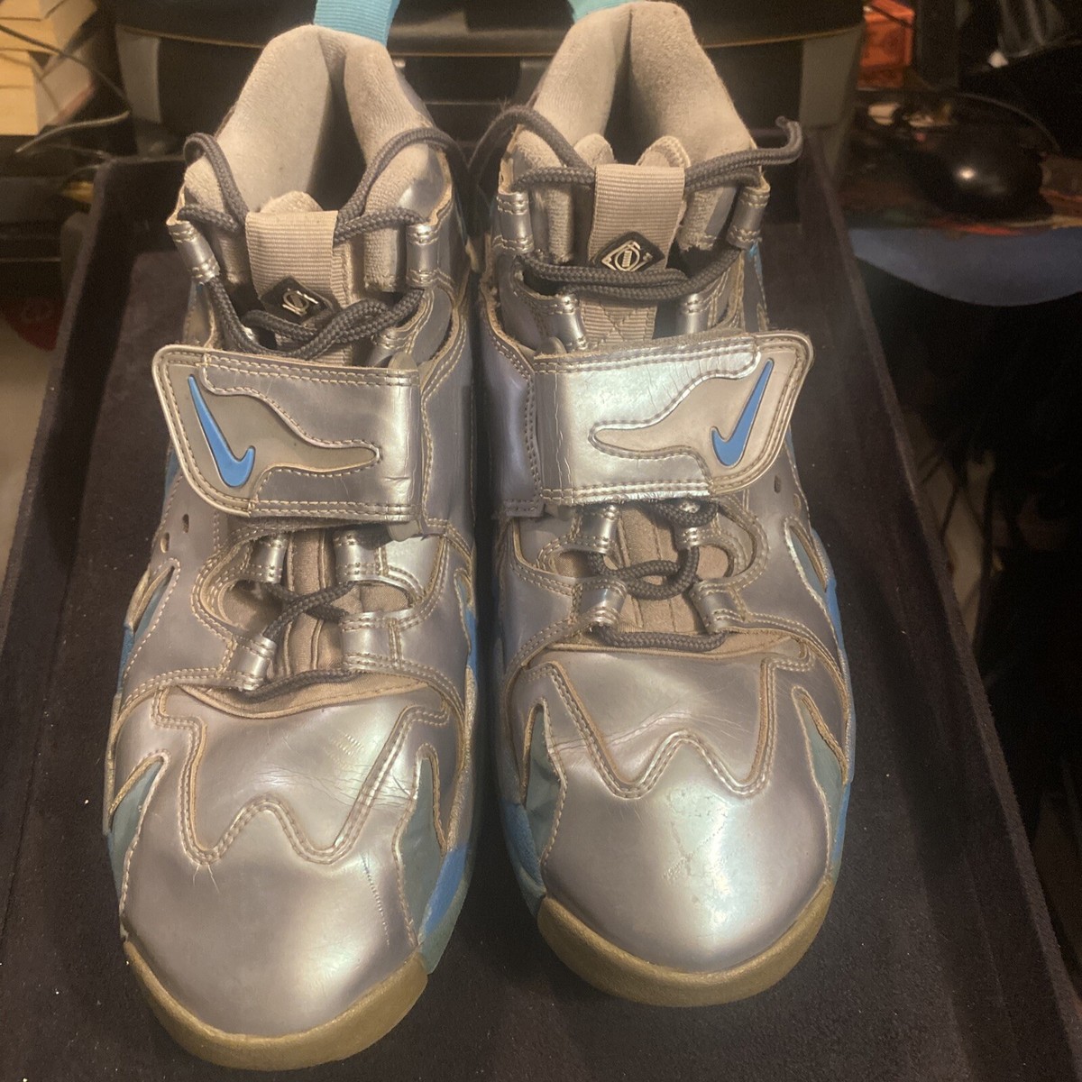 Nike Air DT Max 96 Deion Sanders Size 10.5 blue Silver Shoe  display picture 3
