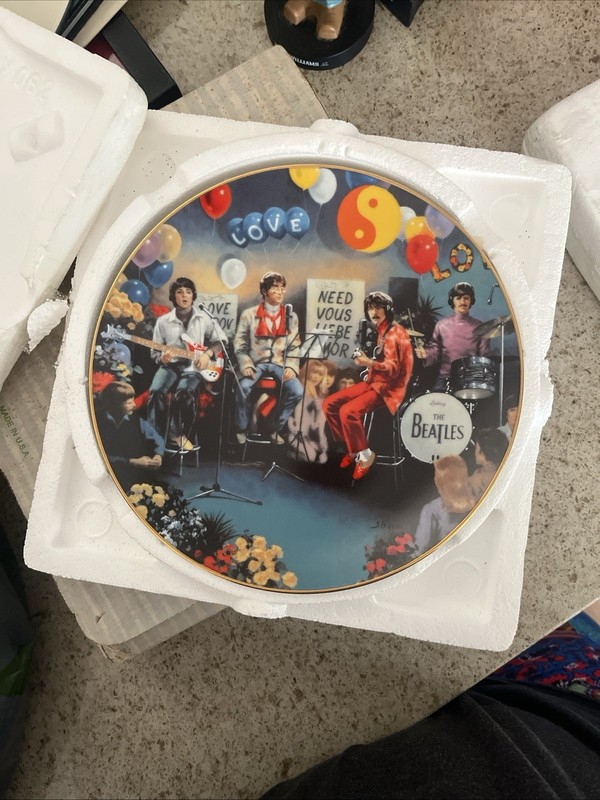 The Beatles Limited Edition Collector Plate All You Need Is Love-Delphi w Cert