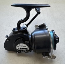 Vintage 1959 Shakespeare Sea Wonder Model 2070 FB, Spinning Reel, Made in USA Vintage 1959 Shakespeare Sea Wonder Model 2070 FB, Spinning Reel, Made in USA - Image 1