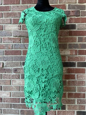 green lace shift dress Scalloped Lace Hem Sleeveless Mini Shift Dress-Green