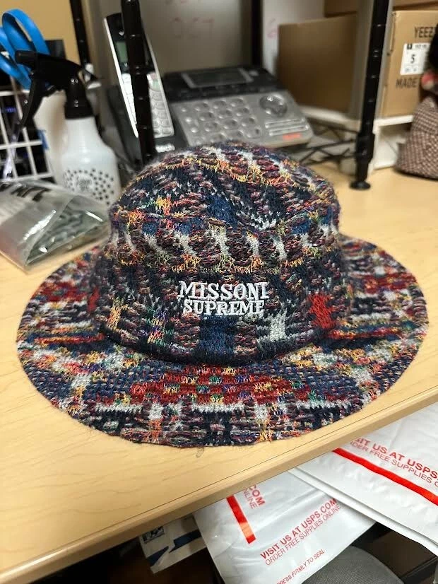 Supreme x Missoni Crusher Multicolor Knit Logo Bucket Hat Size M/L