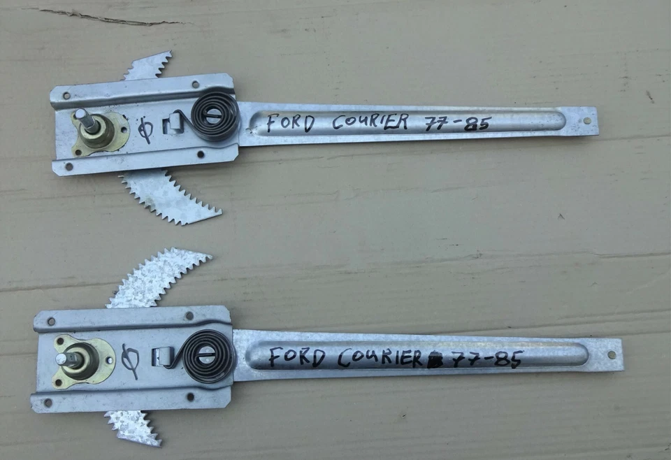 FORD COURIER MODELO 1978 85 PAR REGULADORES VENTANA IZQUIERDA DERECHA RECAMBIO Foto 2 de 4