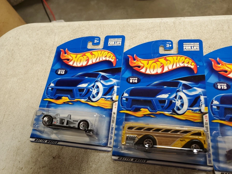 Autobús Cadillac Truca Fast Roadster (m22) Hot Wheels 2001 primeras ediciones 1-4 9 10 Foto 2 de 4