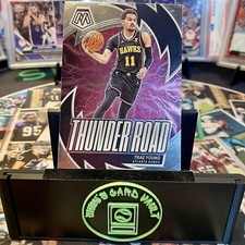 2023-24 Panini Mosaic Thunder Road - Trae Young #11 - Atlanta Hawks - *GEM MINT*
