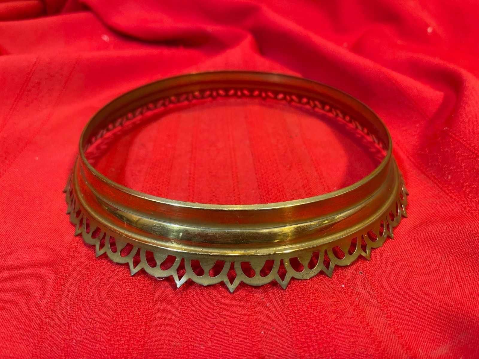 Lamp Crown Ring Cr8