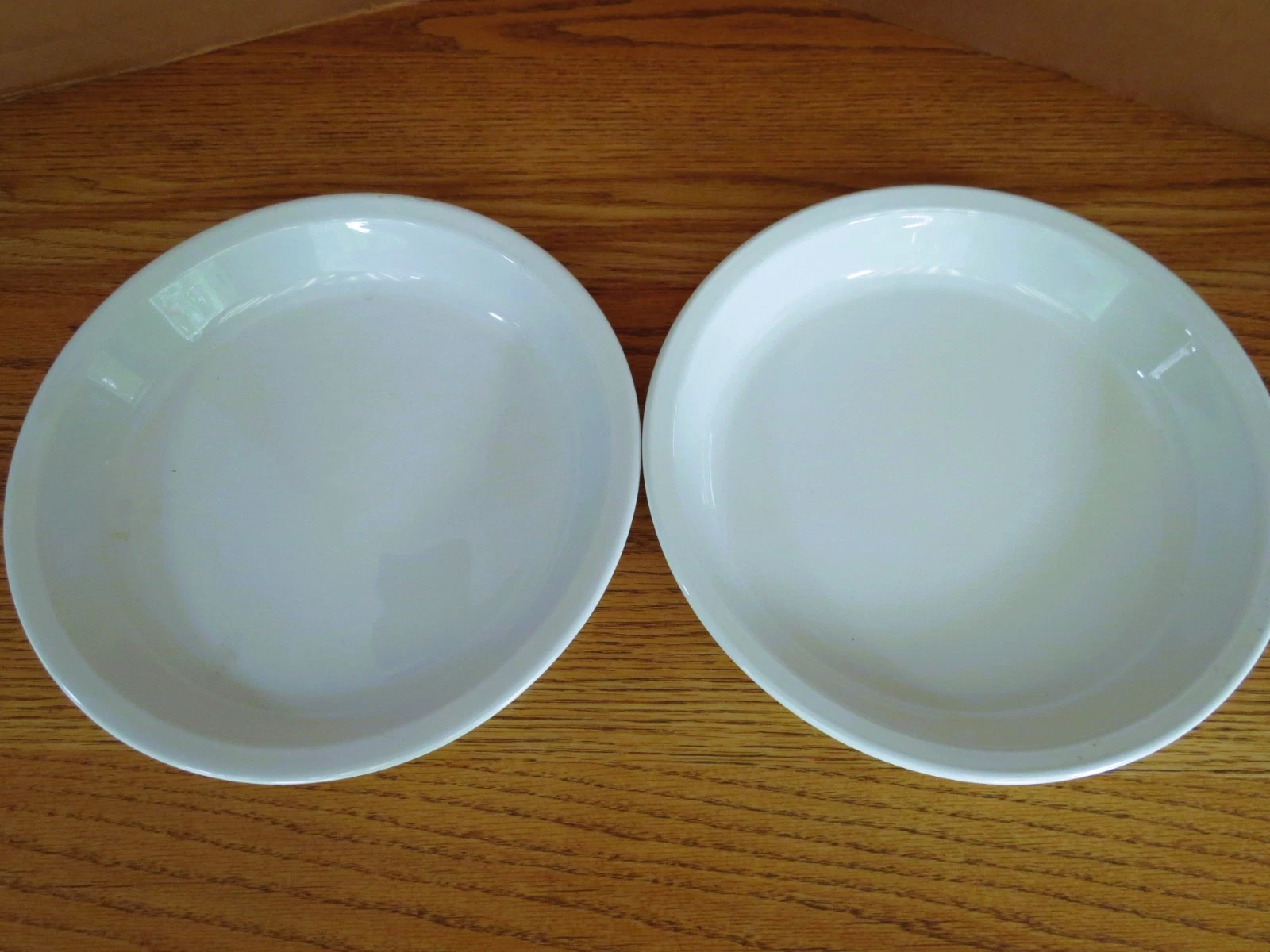 Vintage Corning Ware Classic Solid White Pie Plate 9" P-309 USA Set of 2
Opens in a new window or ta