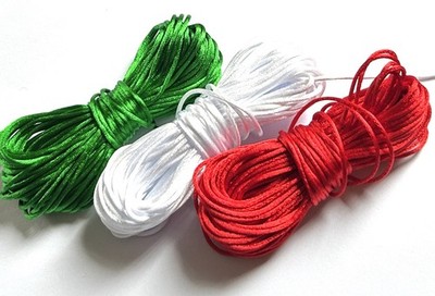 Weihnachtsfarben 3er Pack 10 Meter Länge 1mm Satinkordel rot, weiß, grün