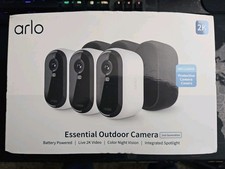 Arlo Essential 2K 2nd Generation Security Camera   White 3 Pack 