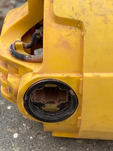 DeWalt OEM Chop Saw D28715 part parts motor housing only - 第 3/9 張圖片