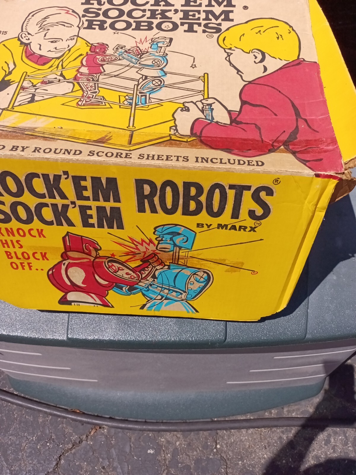 Vintage Original 1966 Marx Rock'em Sock'em Robots with Original Box!