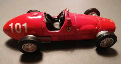 Ferrari 500 F2 1952 Formula 1 car 1:35