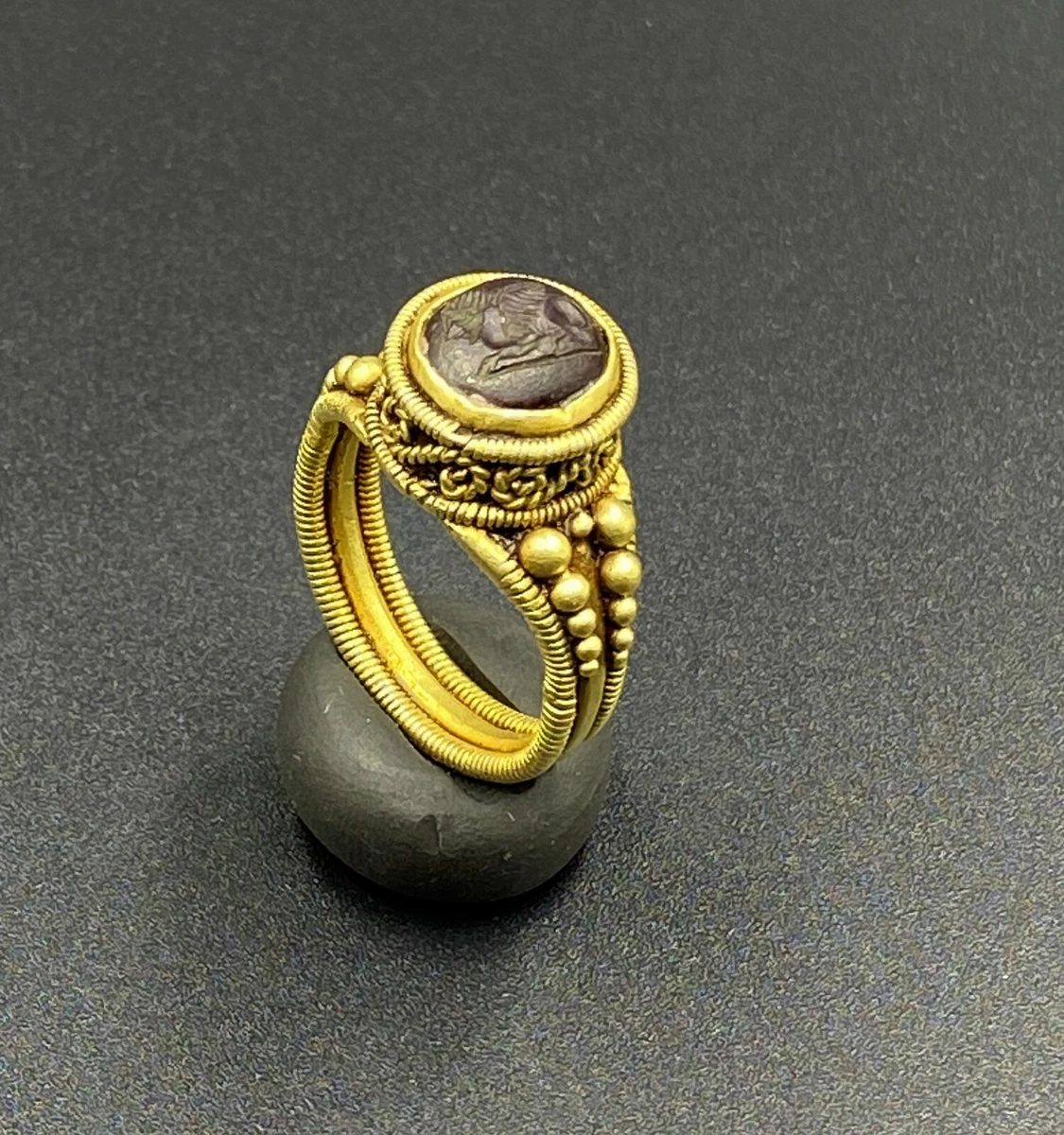 Old gold jewelry for sale cheap