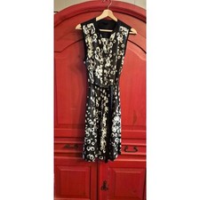 NWOT Large Simply Vera Vera Wang Black and White Floral Full Skirt Spring Dress 