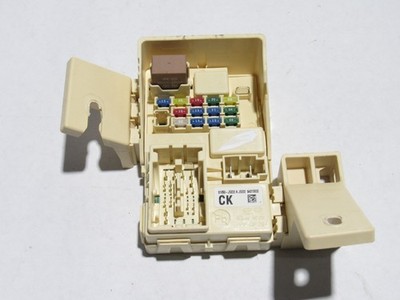 Kia Stinger GT1 2019 Rear Junction Fuse Box Block Unit 18-23 *#5