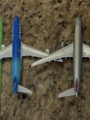 Herpa Wings 1/500  Air Tahiti Nui  Airbus A340-200  w/Reg F-OITN  No.507332