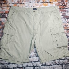 Levi Strauss Co size 42 cargo shorts