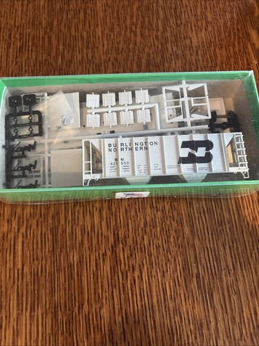 Kit de tolva cubierta Bowser HO gris Burlington Northern 70 toneladas 2 bahías 56101 nuevo | Zustand: New