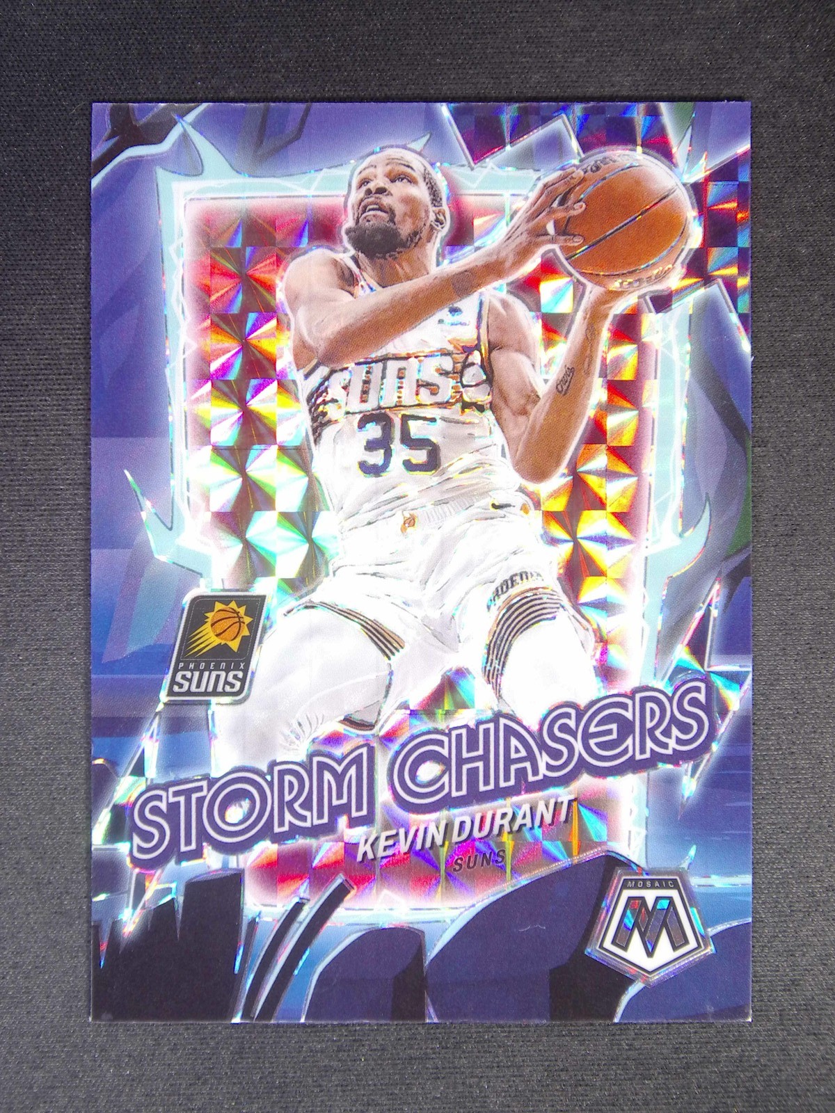 2023-24 Panini Mosaic Kevin Durant #7 Storm Chasers Geometric Prizm