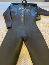 TYR Hurrican Cat 1 Full Sleeve Men's Medium Black Wetsuit with Carrying Case