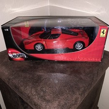 2002 100% Hot Wheels RED ENZO FERRARI 1:18 Scale NIB SEALED !RARE!