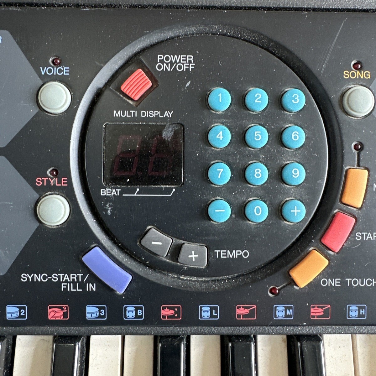 Yamaha PSR-76 Key Portable Keyboard Portaone No Cord Battery