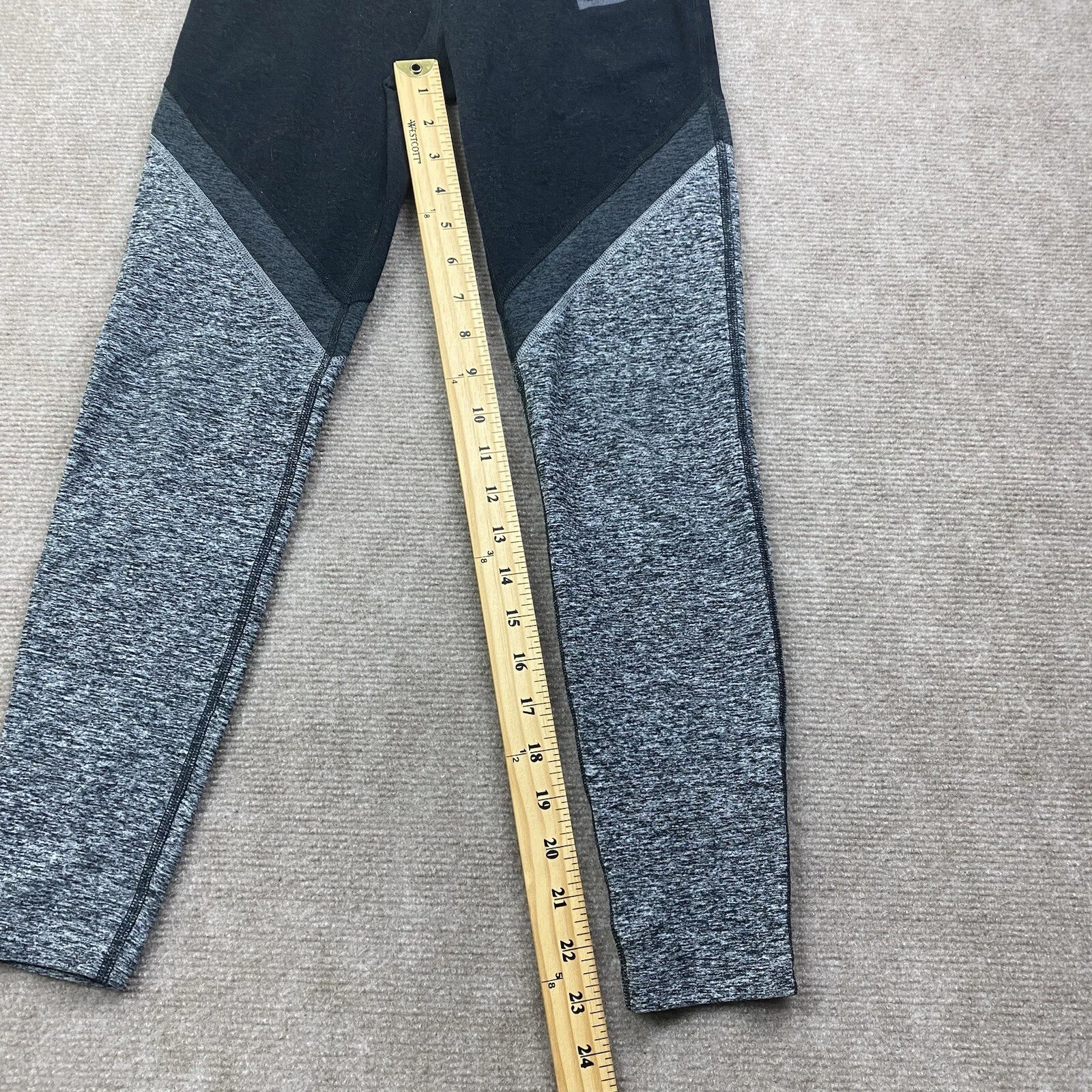 beyond-yoga workout leggings