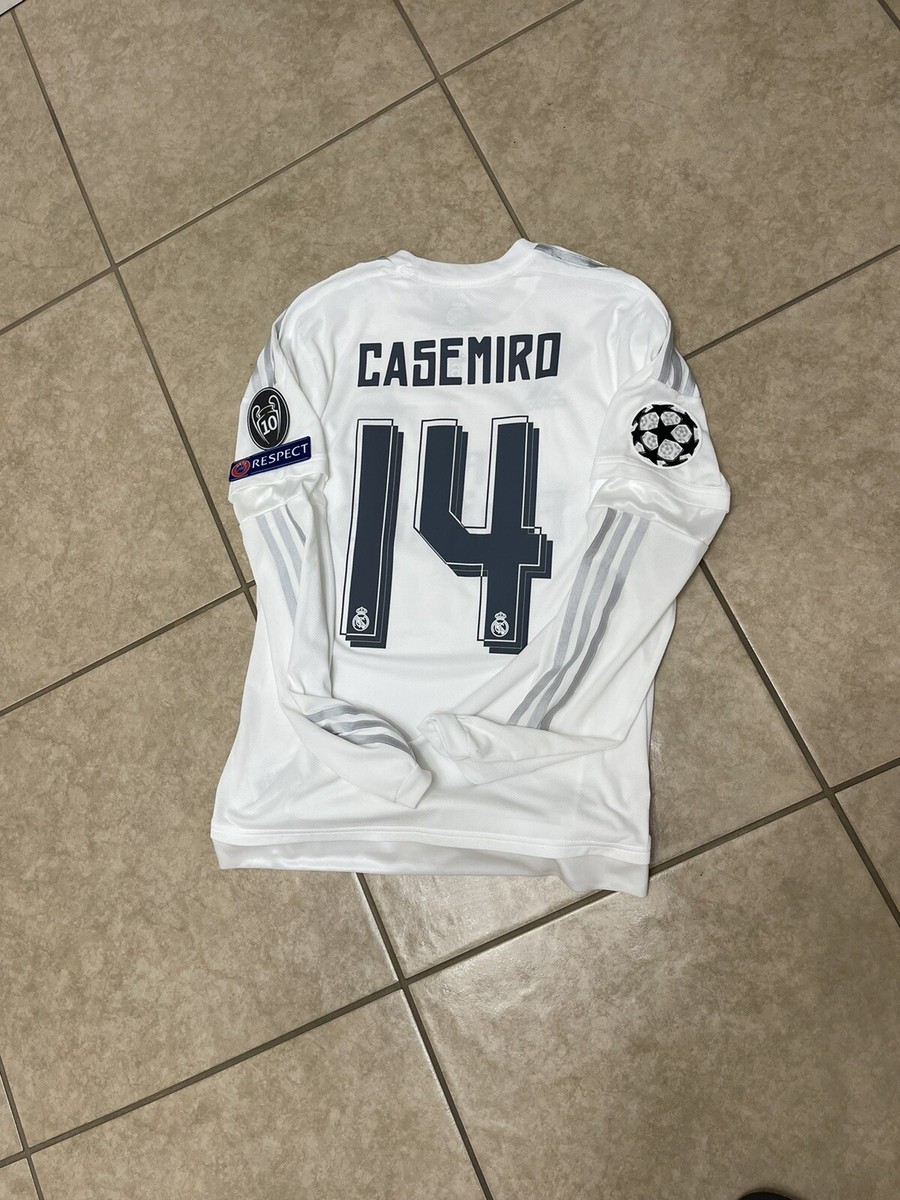 Real Madrid Casemiro Manchester United CL Milano Shirt 6 Player