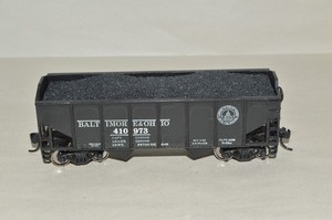 HO scale Athearn Baltimore & Ohio RR 2 bay coal hopper car train MW KD's w/ load