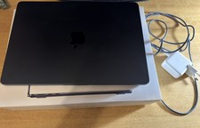 Apple Macbook Air M3 13”