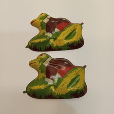 2 Vintage Frog Sand Mold Tin Toys Ohio Art Company Unmarked Set Of Two