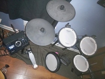 Roland TD-17KV Electronic Drum Set Tested Working 