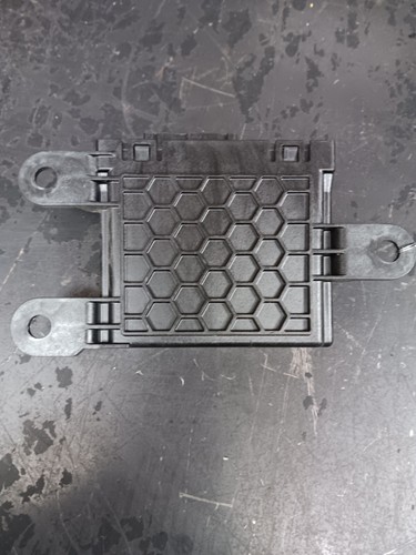 2018-2023 Dodge/Chrysler/Jeep/RAM Park Assist Gateway Module 068492545AA - Picture 4 of 5