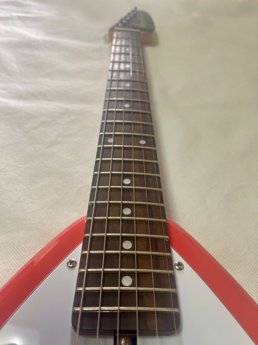 VOX APACHE-1 Early Model Teardrop Type Travel Guitar Salmon Red