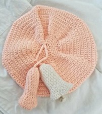 VINTAGE MOD PEACH BELL POM CROCHET ACRYLIC KNIT WINTER BERET CAP HAT