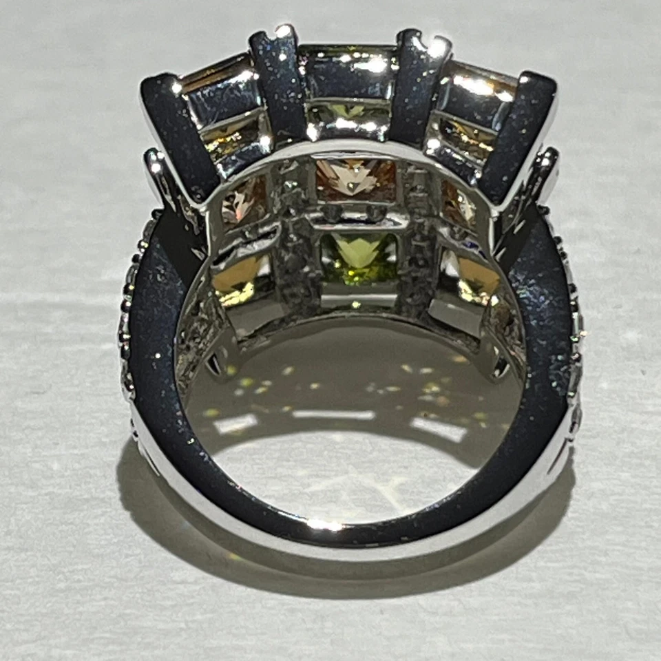 时尚鸡尾酒戒指 绿色 多色 镀白金 尺寸 6、7、8 — 第 4/4 张图片