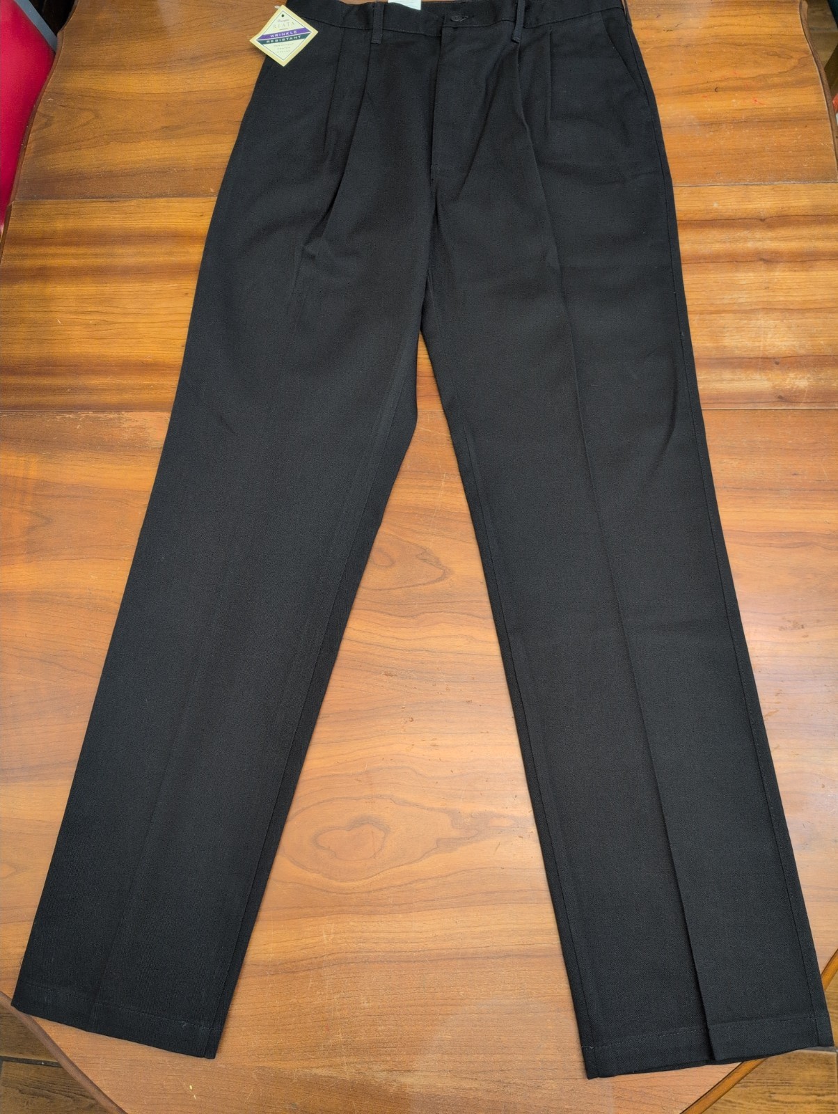 NWT Wrangler Riata Men’s 36x36 Relaxed Fit Pleated Black Casual Chino Pants