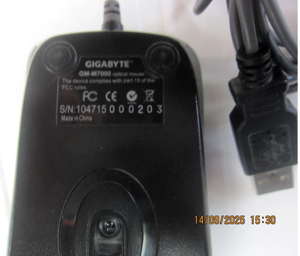 Maus-optical mouse Gigabyte GM-M 7000 / USB-Kabel - Bild 3 von 4