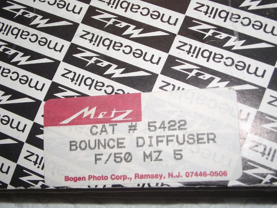 Metz Bounce Diffuser 50-23 for 50, 70, 76, and 45-CL-4 MZ Handle Mount Flashes - Image 3 of 4