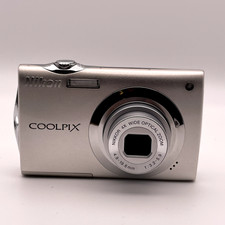 Nikon COOLPIX S4000 12.0MP Digital Camera - Champagne silver for