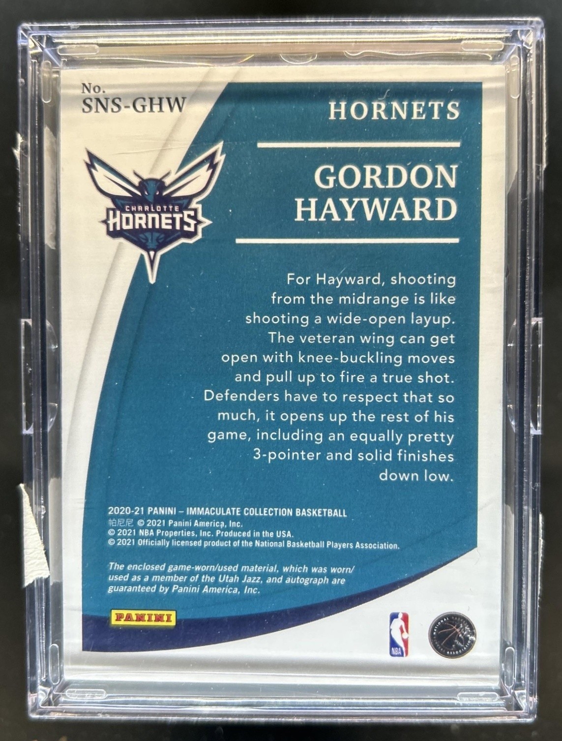 2020-21 Immaculate Gordon Hayward Sneaker Signatures Red Auto Autograph #/25 view 2