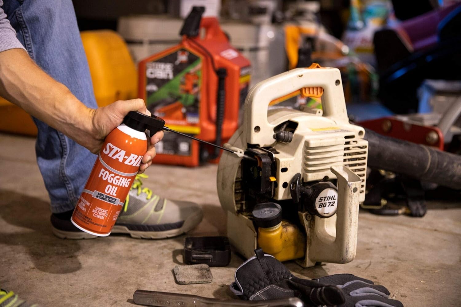 STA-BIL (22001) Fogging Oil - Stops Corrosion In Stored Engines - 12 Ounce 