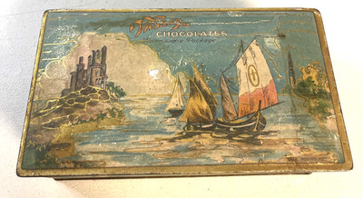 Vintage Fancy Colorful Vassar Chocolate Tin Ships Normandie Package 7''