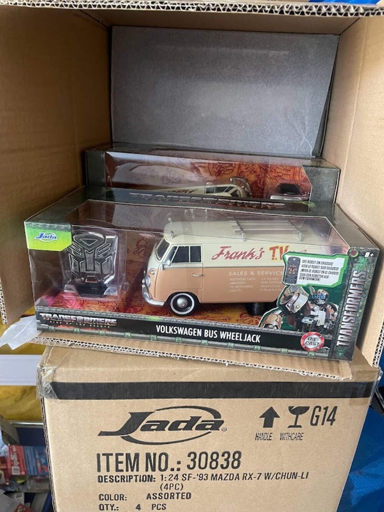 2023 Jada 1/24 Transformers Rise of the Beasts Wheeljack Volkswagen Bus Toy