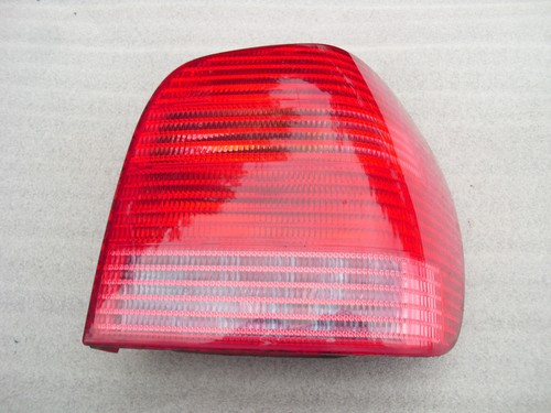 Rücklicht Rückleuchte Rechts VW Polo 6N2 4Türer Bj 2002 N2 03