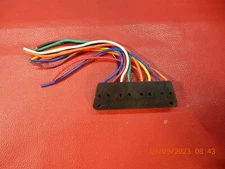 1981   1987  GM SUBURBAN CHEVY CREW  POWER WINDOW SWITCH CONNECTOR WIRE PIGTAIL