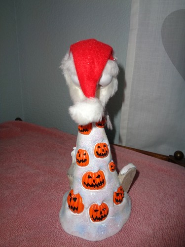 Disney PESADILLA ANTES DE NAVIDAD JACK SKELLINGTON BOBBLEHEAD GARRAS DE ARENA - Imagen 2 de 2