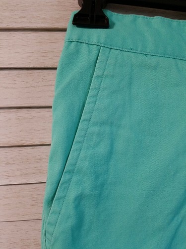Pantaloncini uomo St Johns Bay taglia 44 verde chiaro piatti tasche frontali bottoni cerniera - Foto 2 di 9